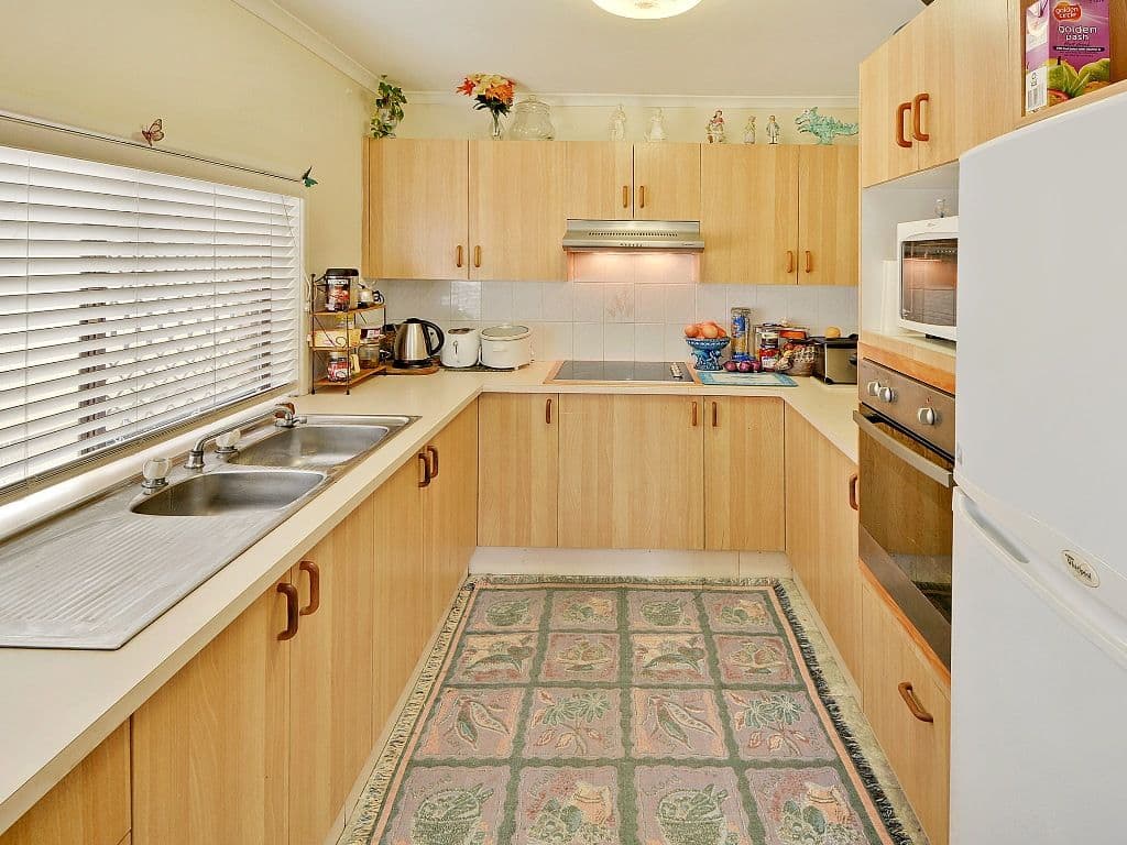 Unit 1 'Strand View' 15 Wyreema Terrace, CALOUNDRA QLD 4551, Caloundra - Thumbnail 5