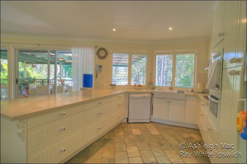 21 Glengariff Close, CHUWAR QLD 4306, Chuwar - Thumbnail 7