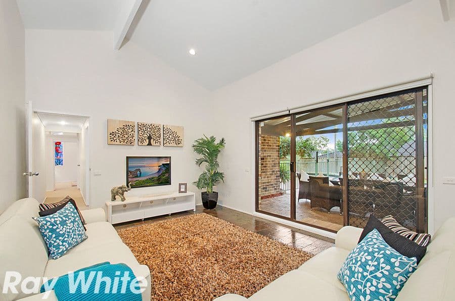 4 Wychwood Place, Castle Hill NSW 2154, Castle Hill - Thumbnail 4