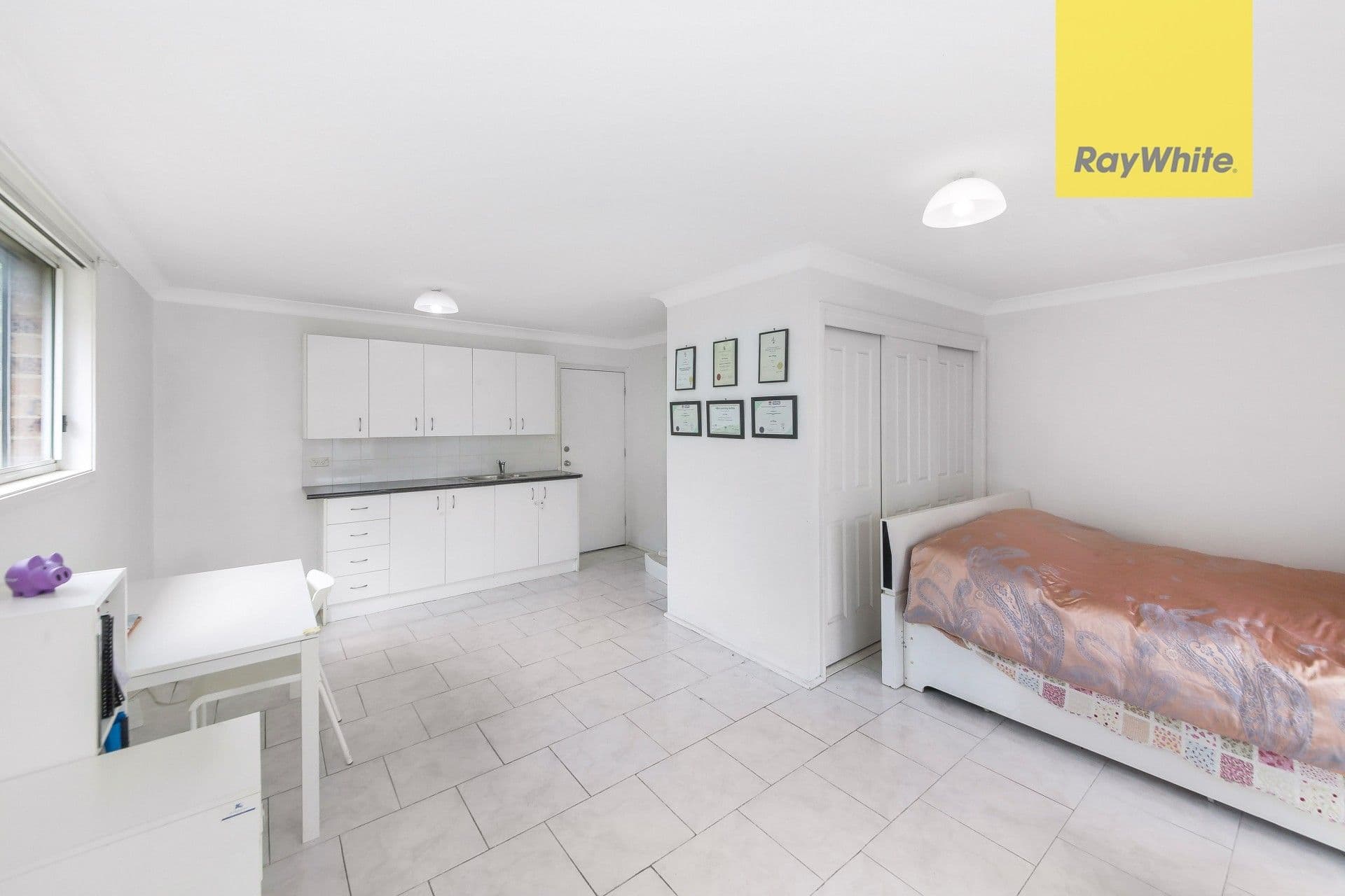 1 Ledbury Place, Chipping Norton NSW 2170, Chipping Norton - Thumbnail 3