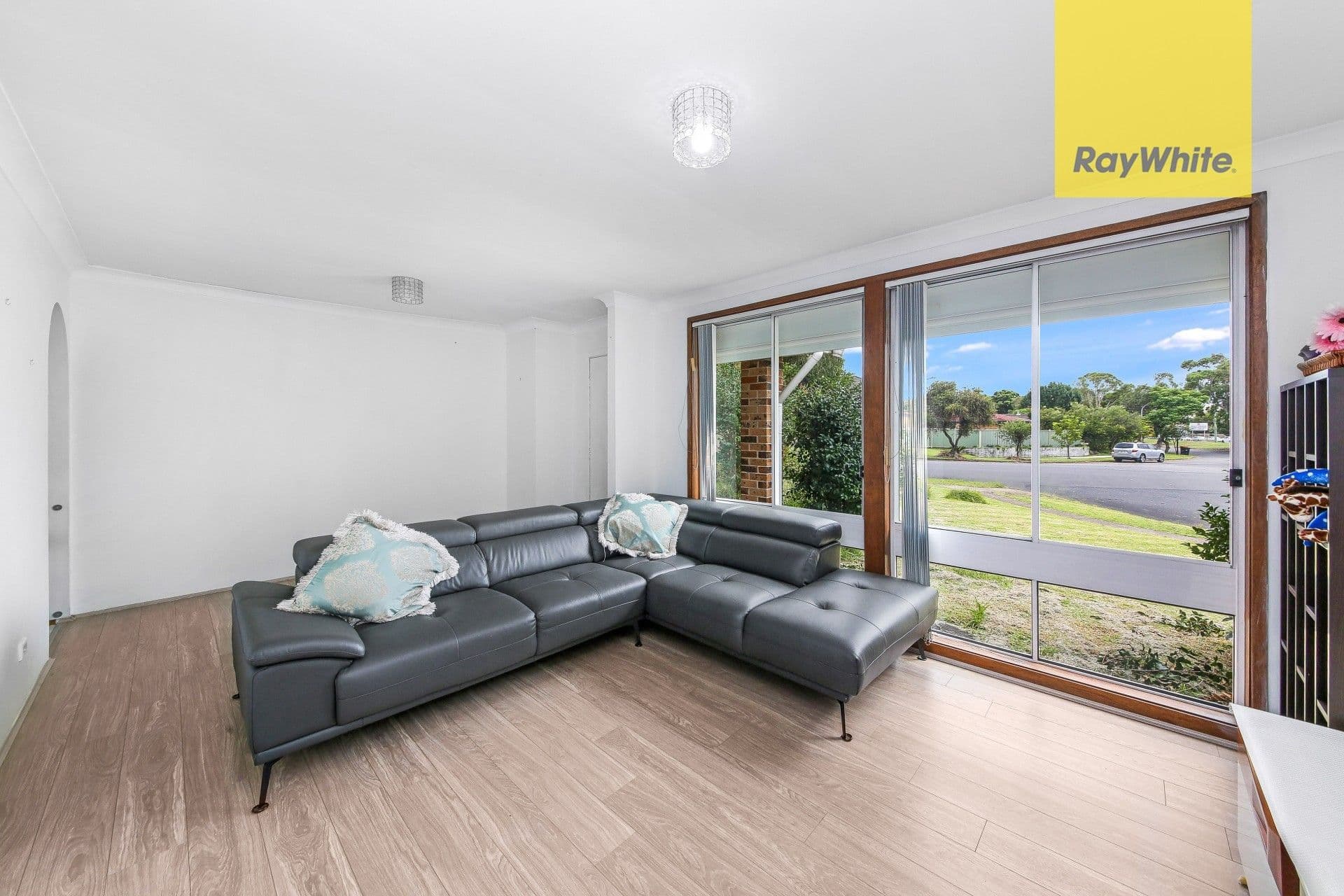 1 Ledbury Place, Chipping Norton NSW 2170, Chipping Norton - Thumbnail 4