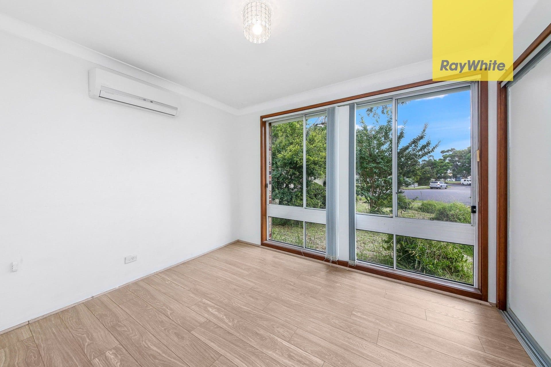 1 Ledbury Place, Chipping Norton NSW 2170, Chipping Norton - Thumbnail 5