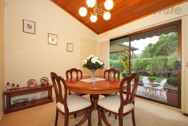 53 ANGELICA Crescent, CROYDON HILLS VIC 3136, Croydon Hills - Thumbnail 4