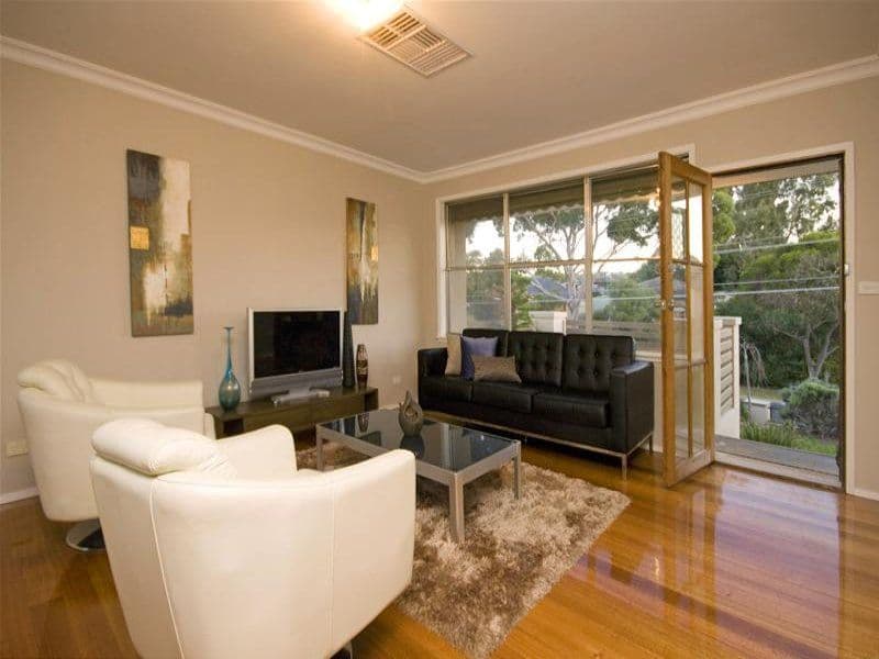 18 Gabonia Avenue, WATSONIA VIC 3087, Watsonia - Thumbnail 2
