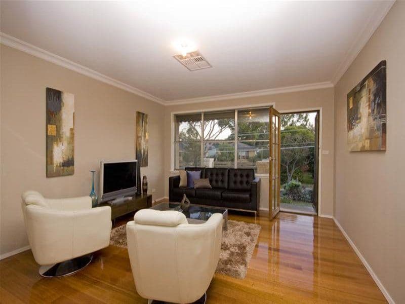 18 Gabonia Avenue, WATSONIA VIC 3087, Watsonia - Thumbnail 4