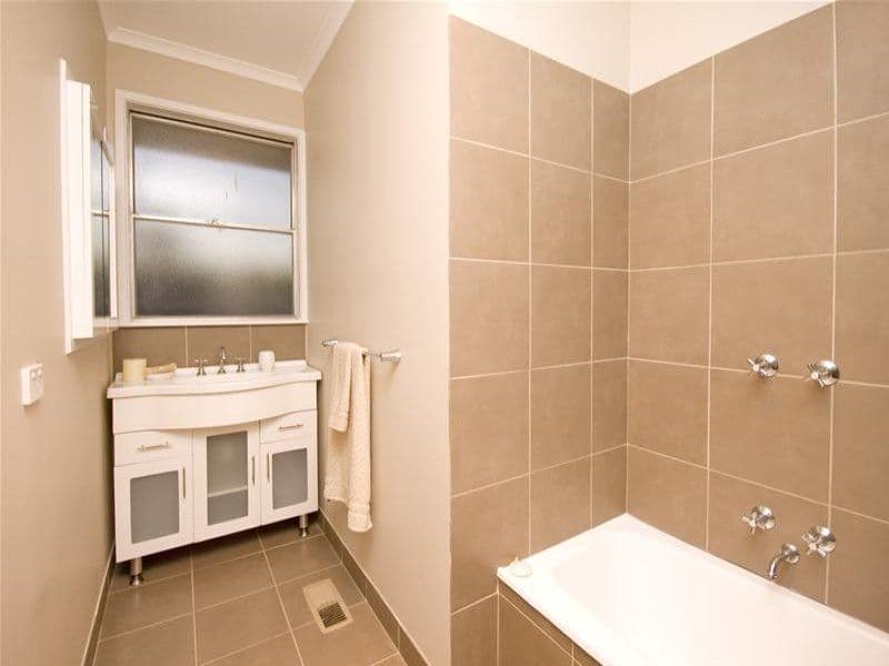 18 Gabonia Avenue, WATSONIA VIC 3087, Watsonia - Thumbnail 8