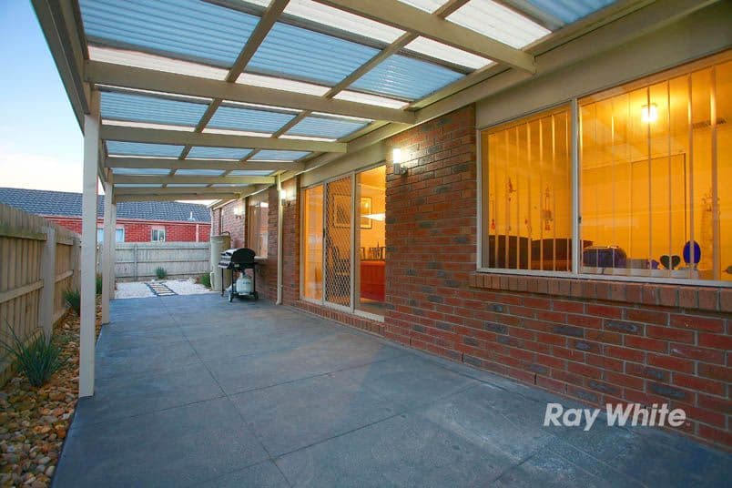 9 Charlotte Place, CRANBOURNE WEST VIC 3977, Cranbourne West - Thumbnail 8