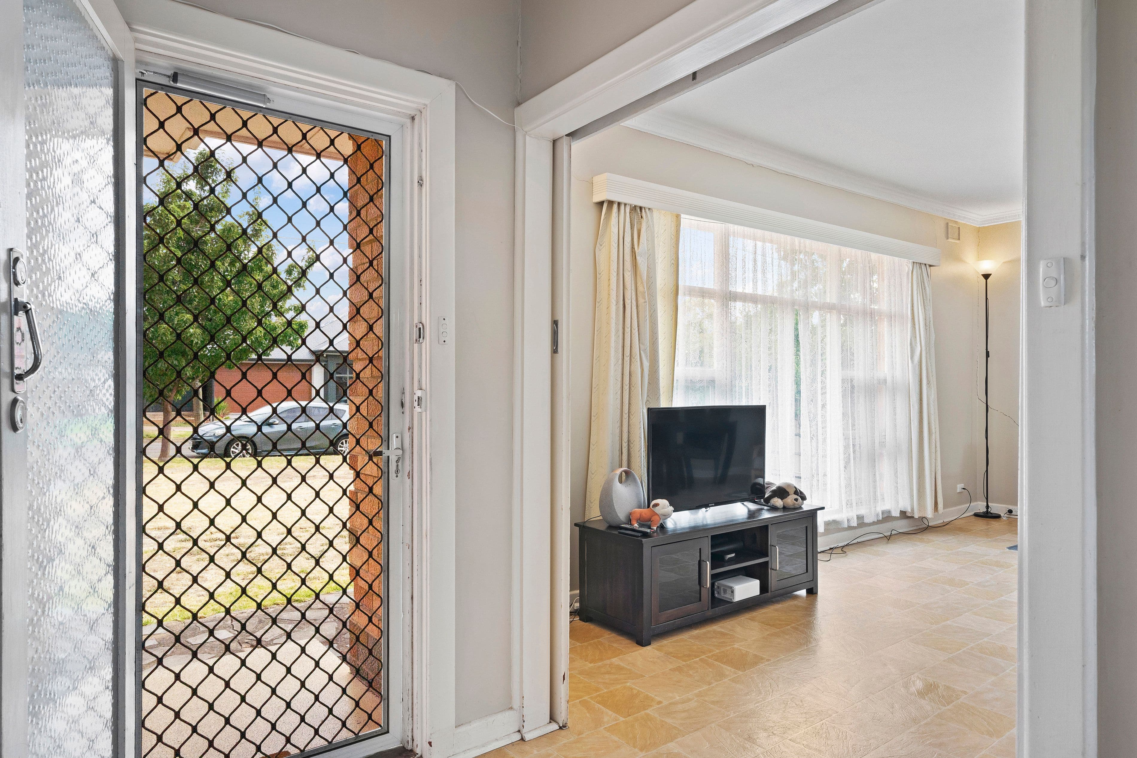 9 Margaret Avenue, Rostrevor SA 5073, Rostrevor - Thumbnail 3
