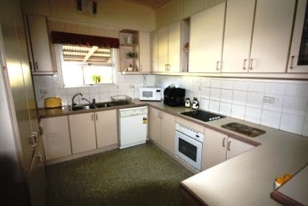 45  Warton Street, GAYNDAH QLD 4625, Gayndah - Thumbnail 2