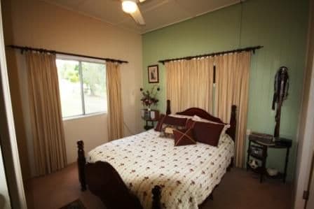 45  Warton Street, GAYNDAH QLD 4625, Gayndah - Thumbnail 4