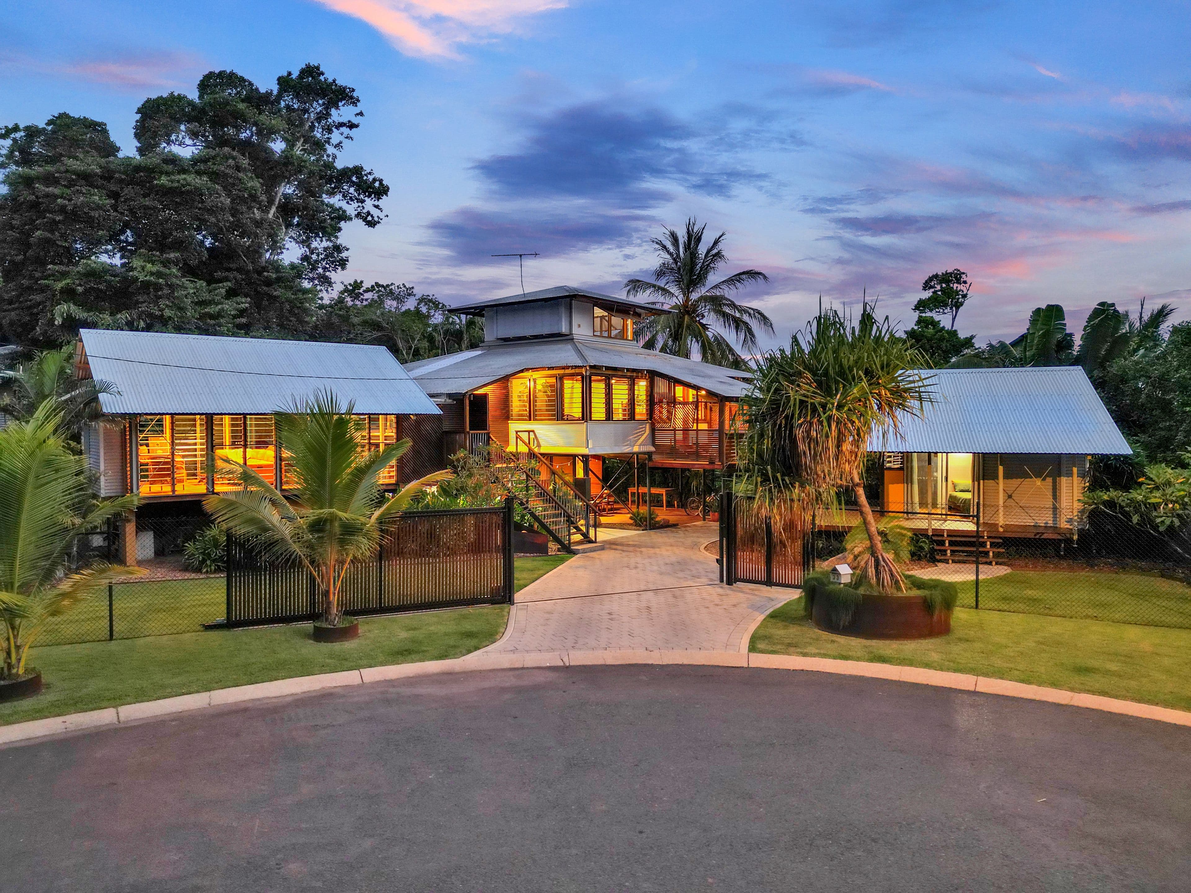 33 Martin Crescent, Coconut Grove NT 0810, Coconut Grove - Image 1