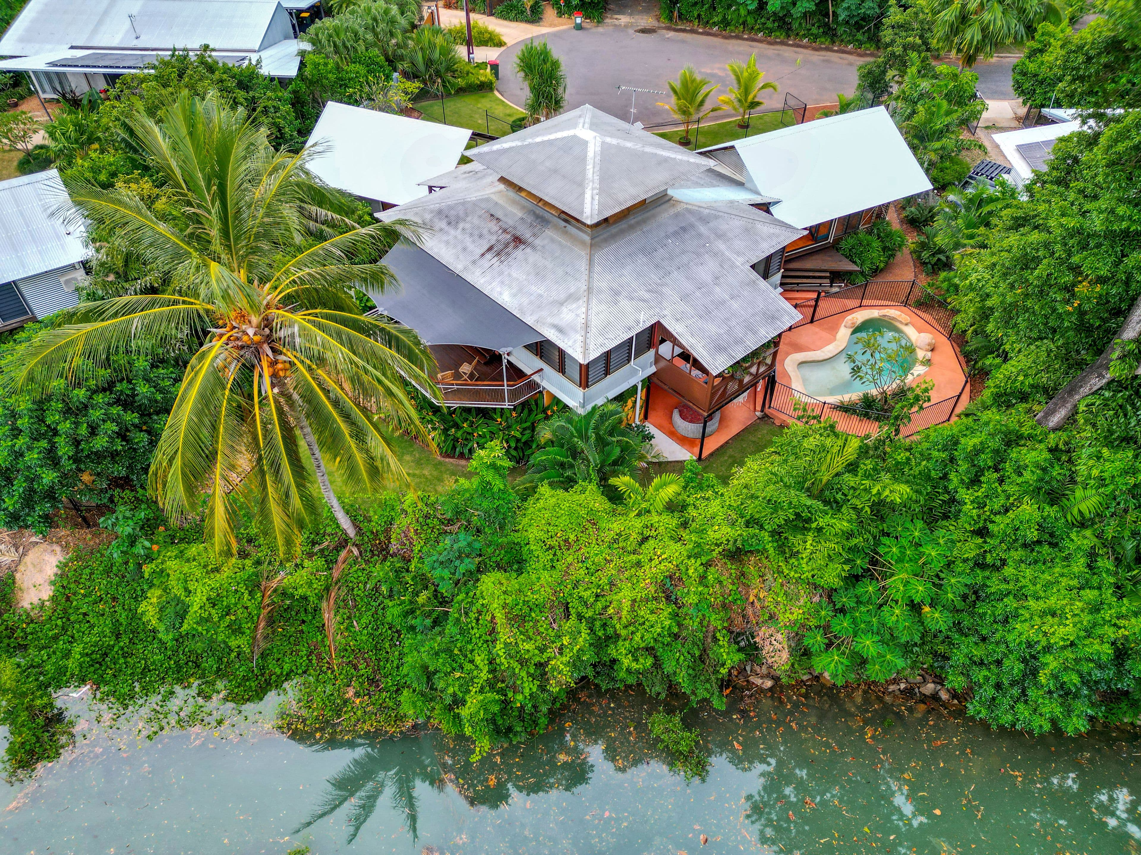33 Martin Crescent, Coconut Grove NT 0810, Coconut Grove - Thumbnail 2