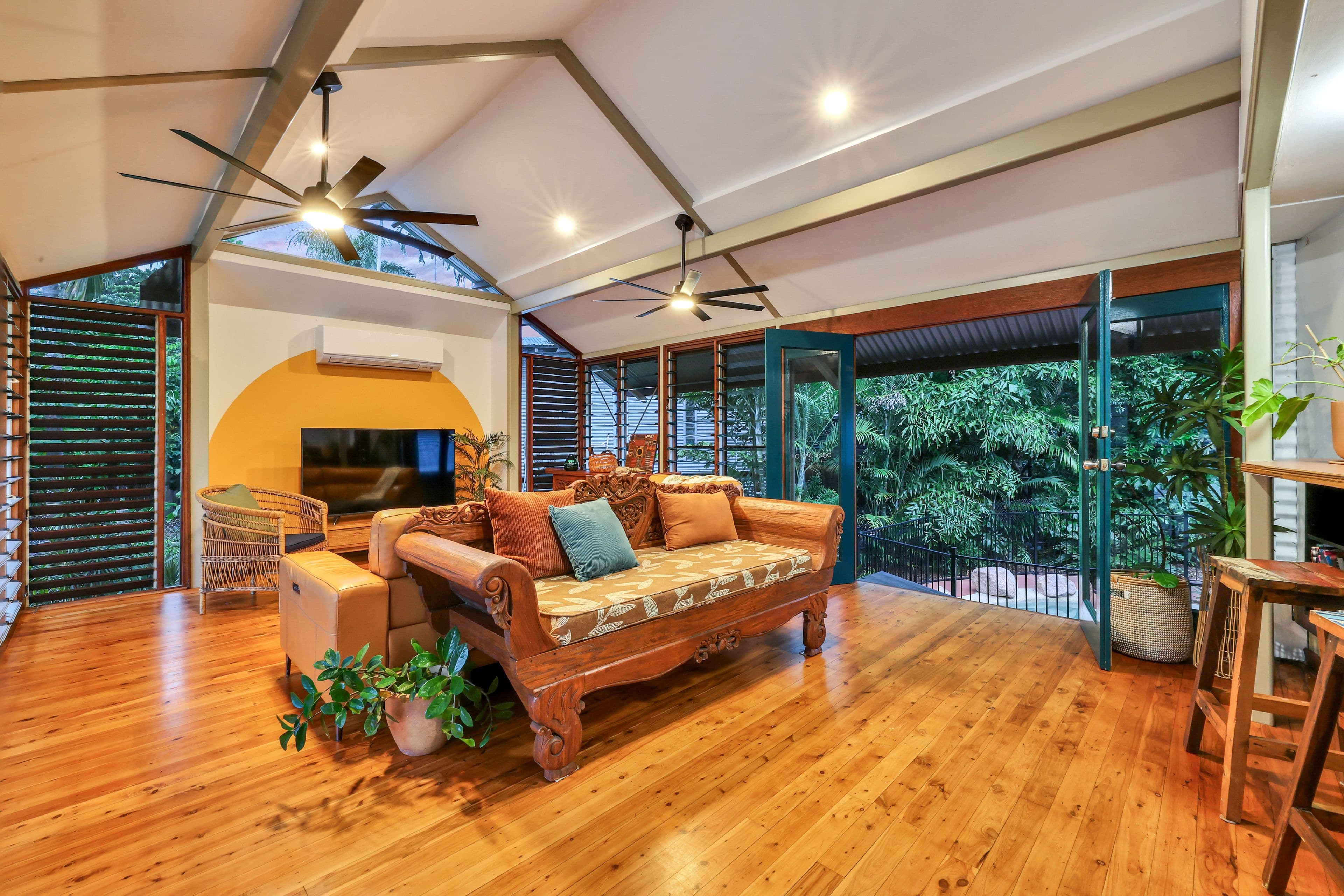 33 Martin Crescent, Coconut Grove NT 0810, Coconut Grove - Thumbnail 4