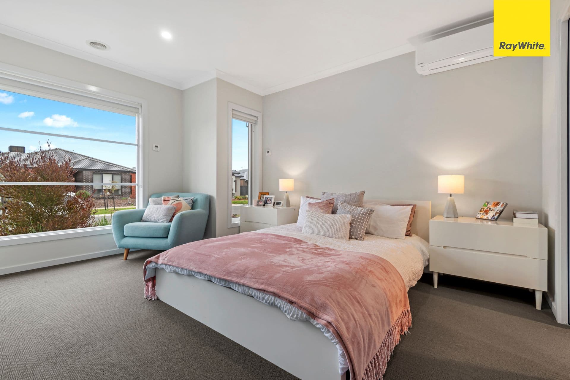 17 Shamrock Way, Truganina VIC 3029, Truganina - Thumbnail 2