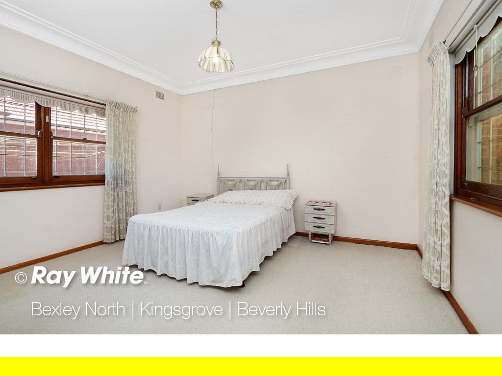 1 Caloola Crescent, Beverly Hills NSW 2209, Beverly Hills - Thumbnail 7