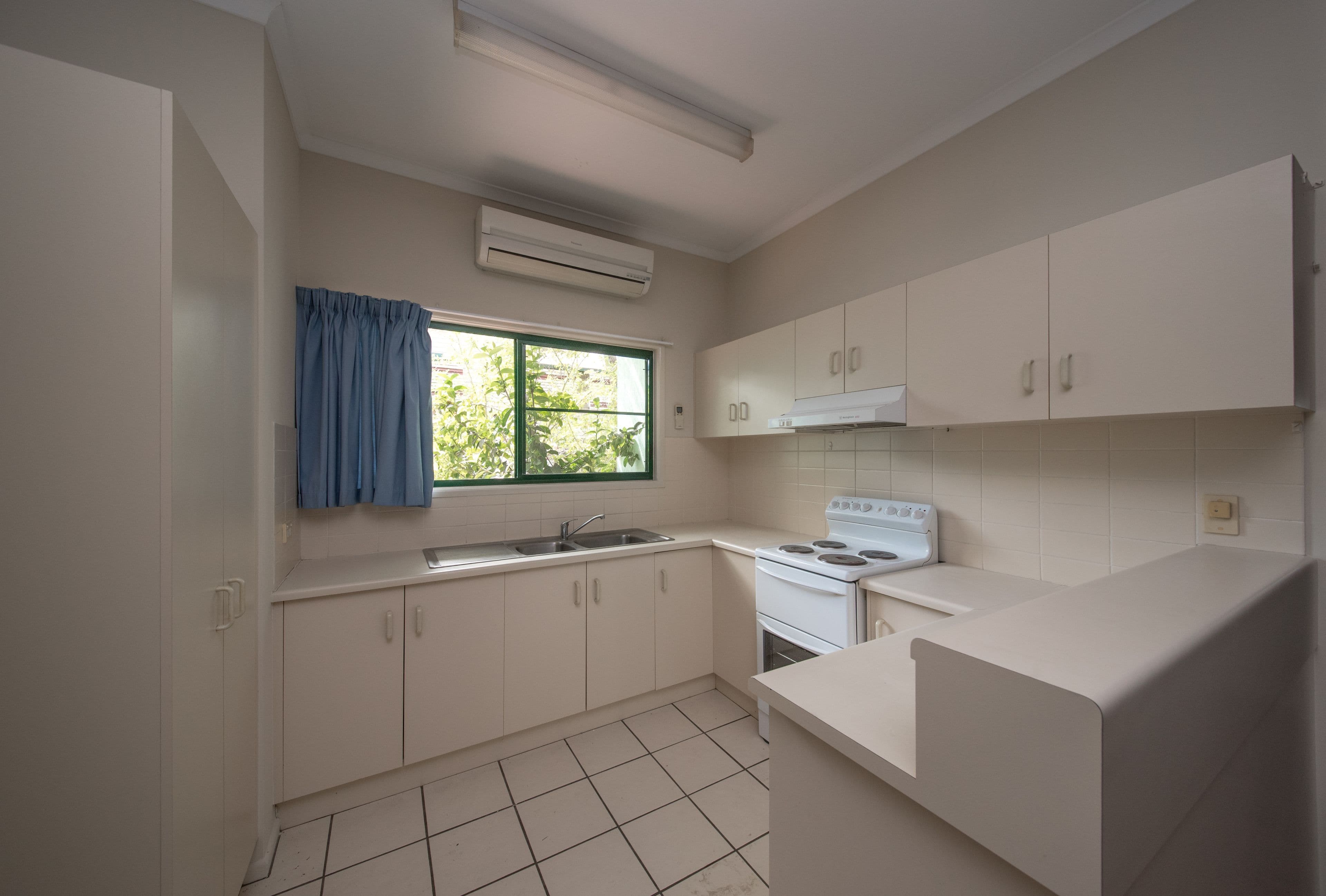 13 Faust Street, Proserpine QLD 4800, Proserpine - Thumbnail 5