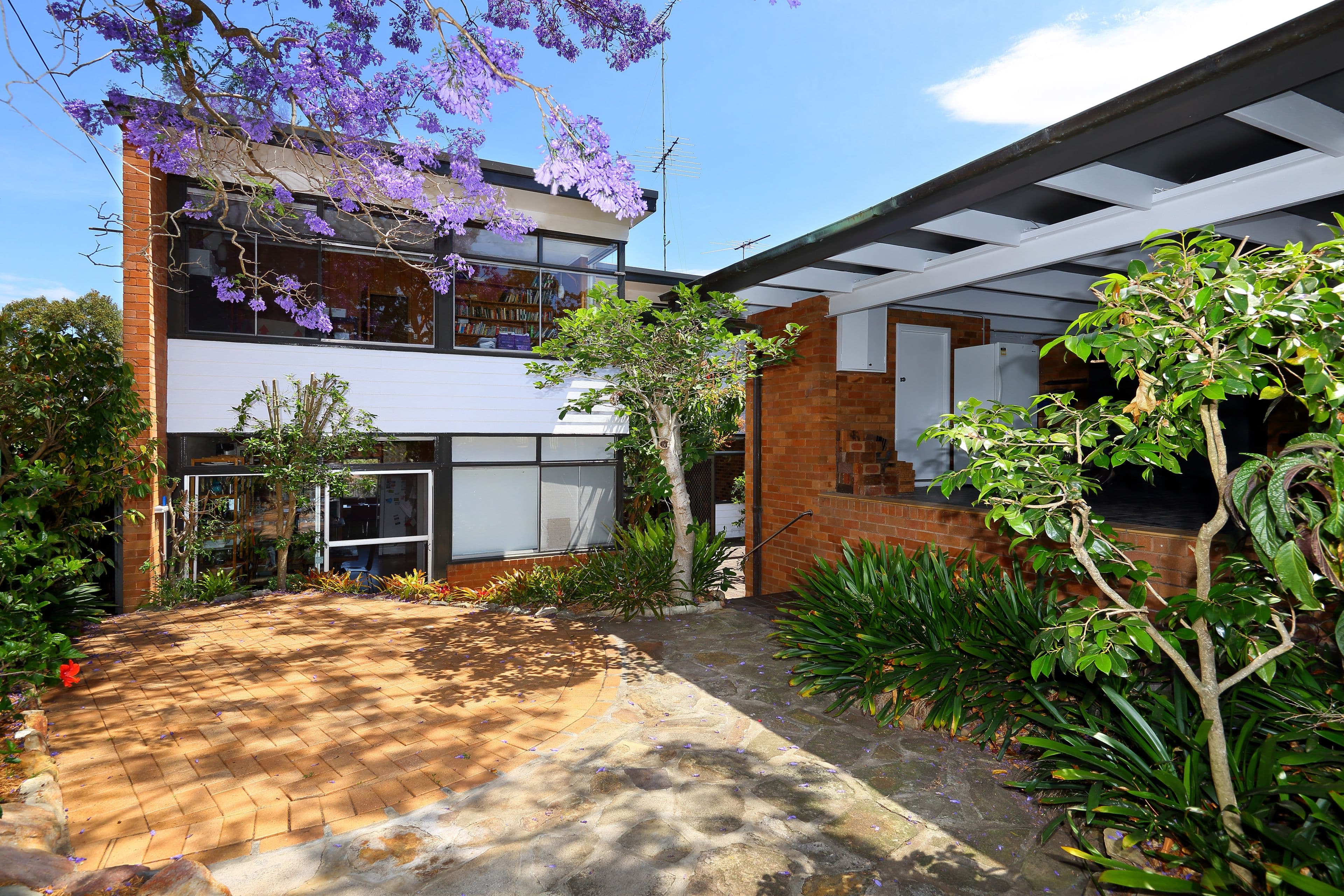 78 Lansdowne Parade, Oatley - Thumbnail 3