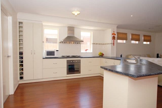 54 Kulin Drive, TARNEIT VIC 3029, Tarneit - Thumbnail 2