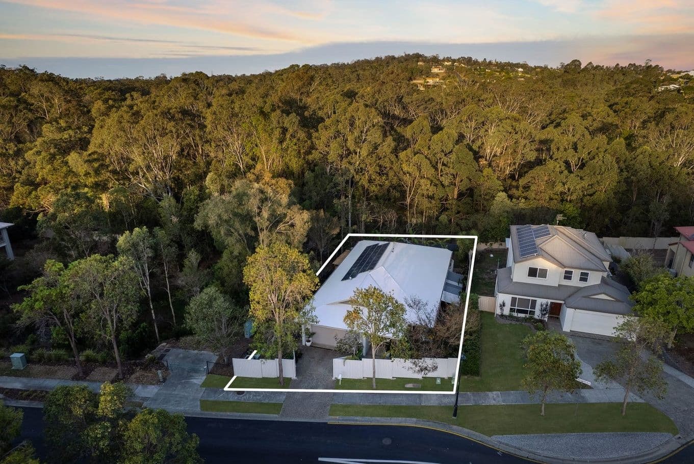 8 Saltwater Boulevard, Oxenford QLD 4210, Oxenford - Thumbnail 2