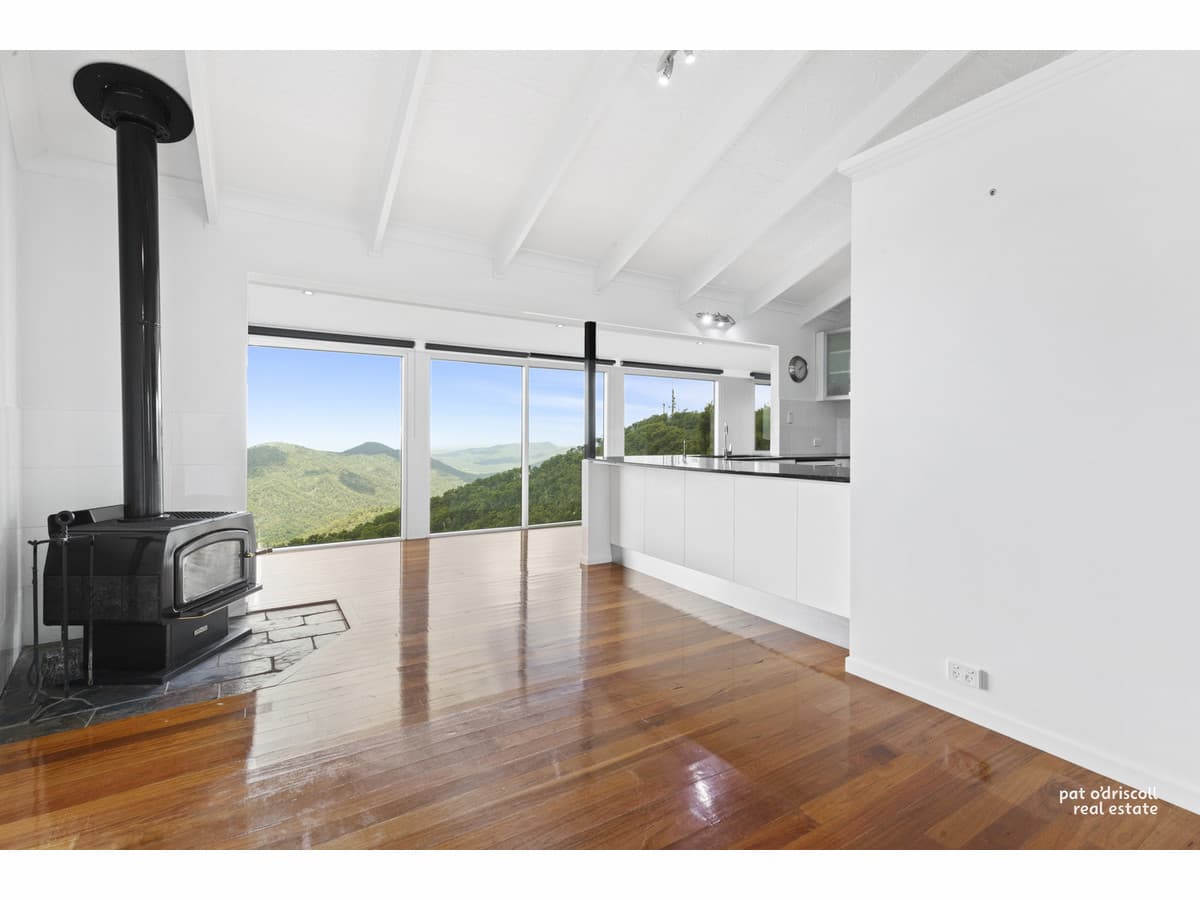 29 Sleipner Street, Mount Archer QLD, Mount Archer - Thumbnail 3