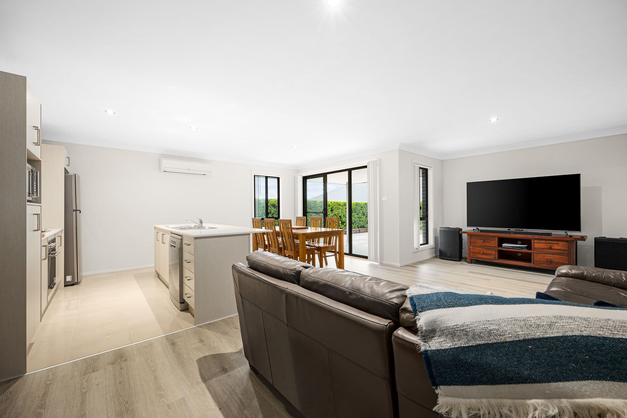 26 Finch Crescent, Aberglasslyn NSW 2320, Aberglasslyn - Thumbnail 4
