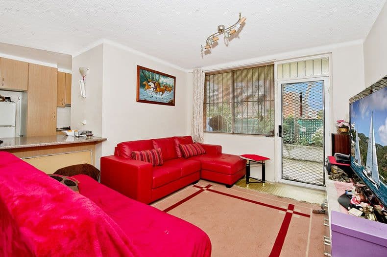 12 Evans Avenue, EASTLAKES NSW 2018, Eastlakes - Thumbnail 4