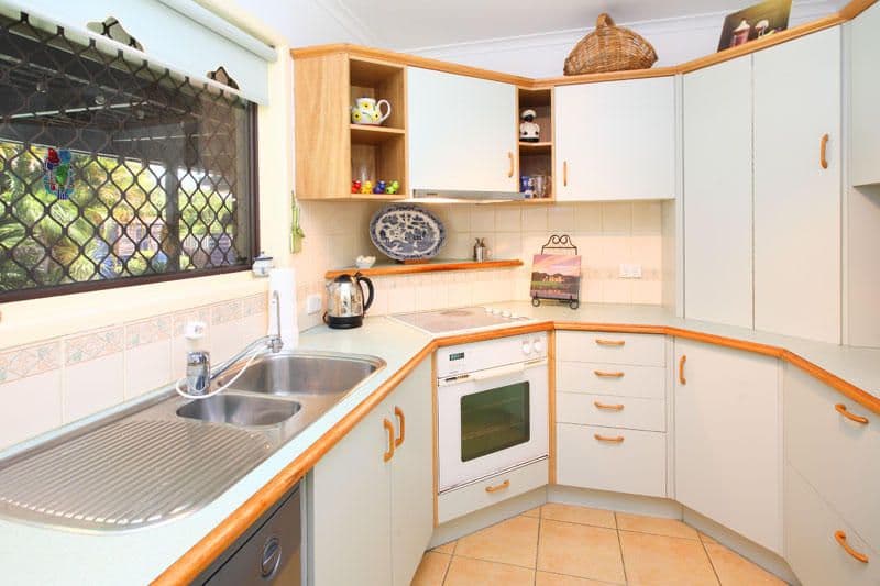 4 Augusta Street, ASPLEY QLD 4034, Aspley - Thumbnail 3