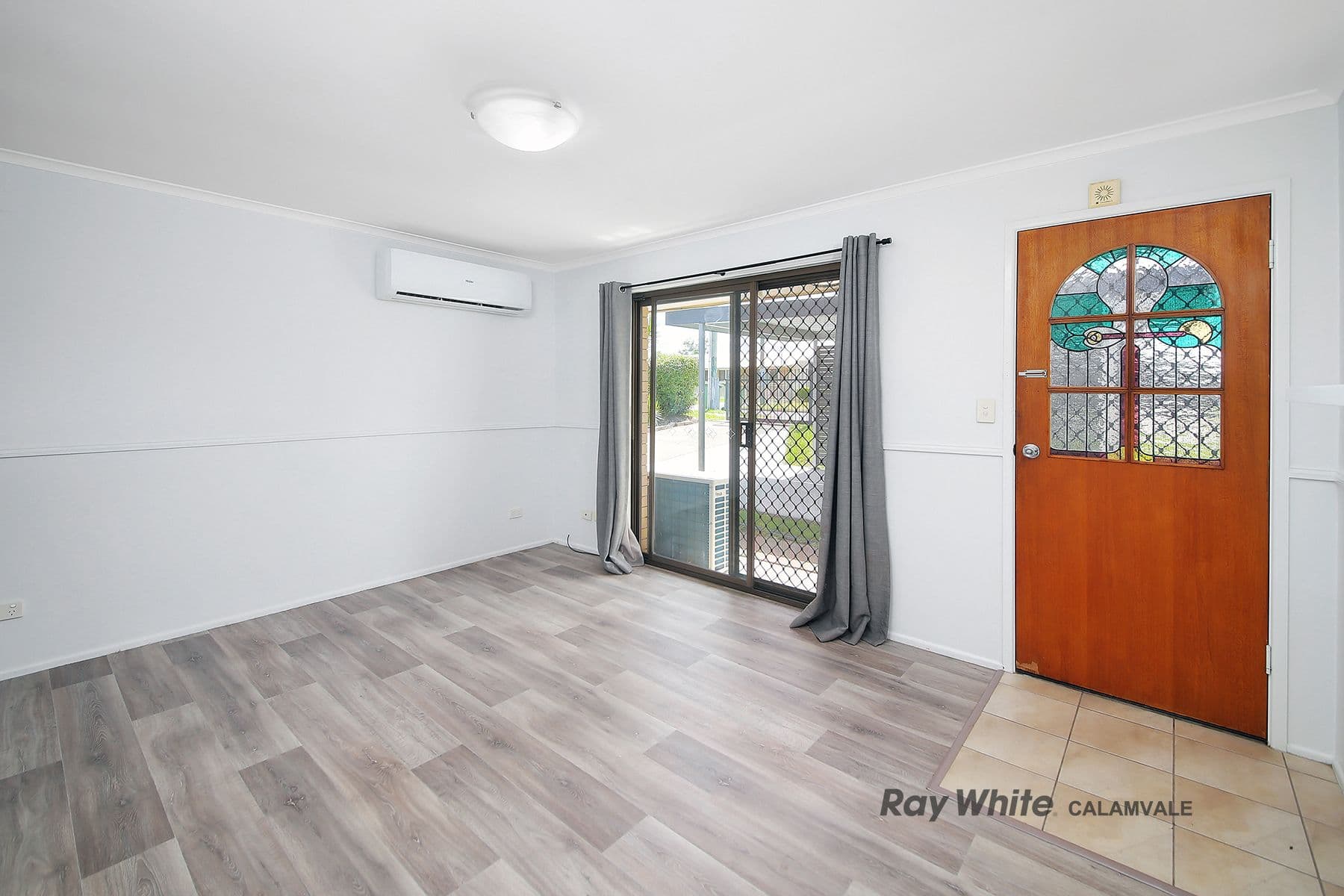 5 Pine Street, Hillcrest QLD 4118, Hillcrest - Thumbnail 2