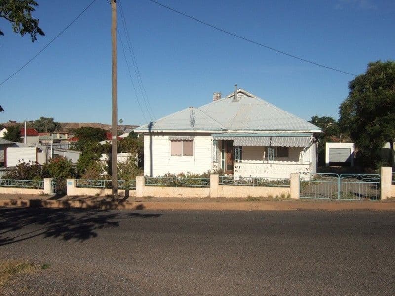 3 Mica Street, BROKEN HILL NSW 2880, Broken Hill - Thumbnail 2
