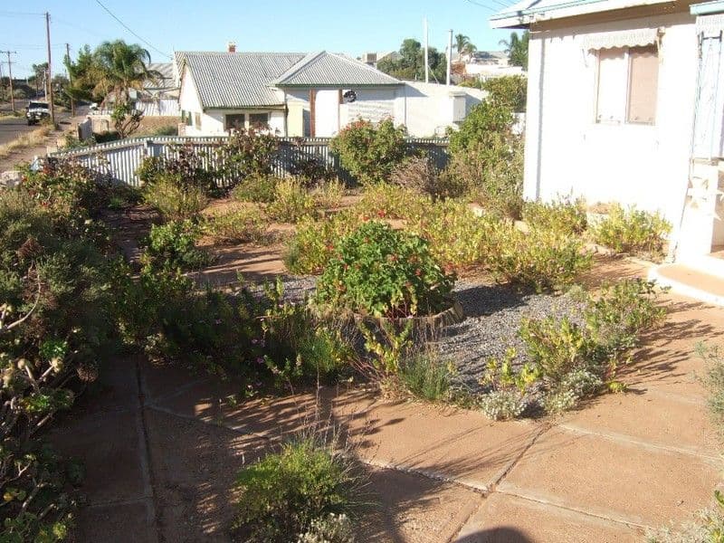 3 Mica Street, BROKEN HILL NSW 2880, Broken Hill - Thumbnail 3