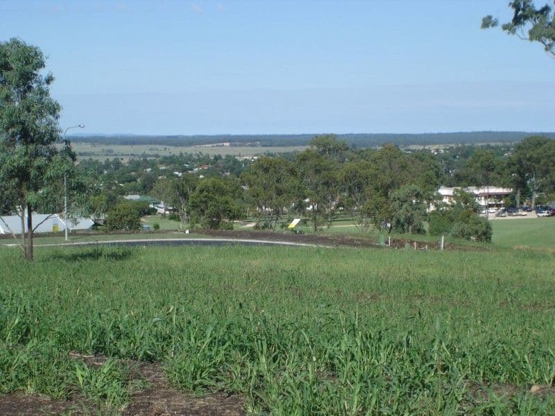 2 Wallum Close, KINGAROY QLD 4610, Kingaroy - Thumbnail 3