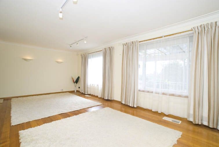 12 Hillside Avenue, BORONIA VIC 3155, Boronia - Thumbnail 2
