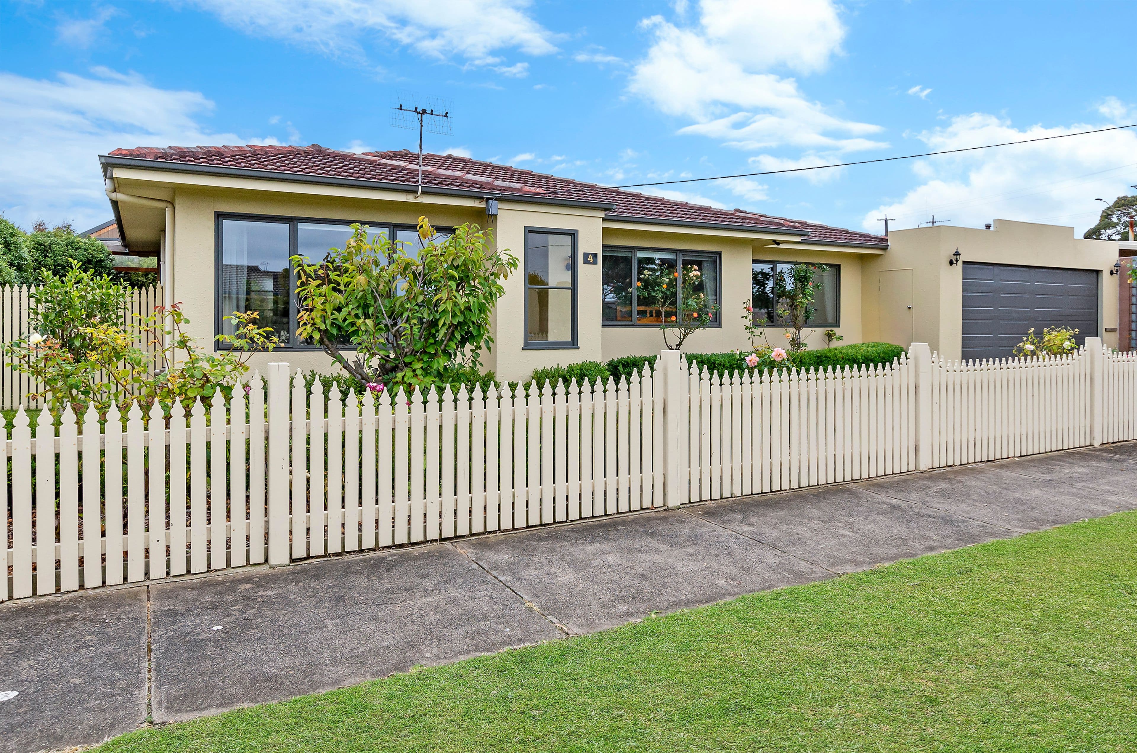 4 Mott Street, Warrnambool VIC 3280, Warrnambool - Image 1