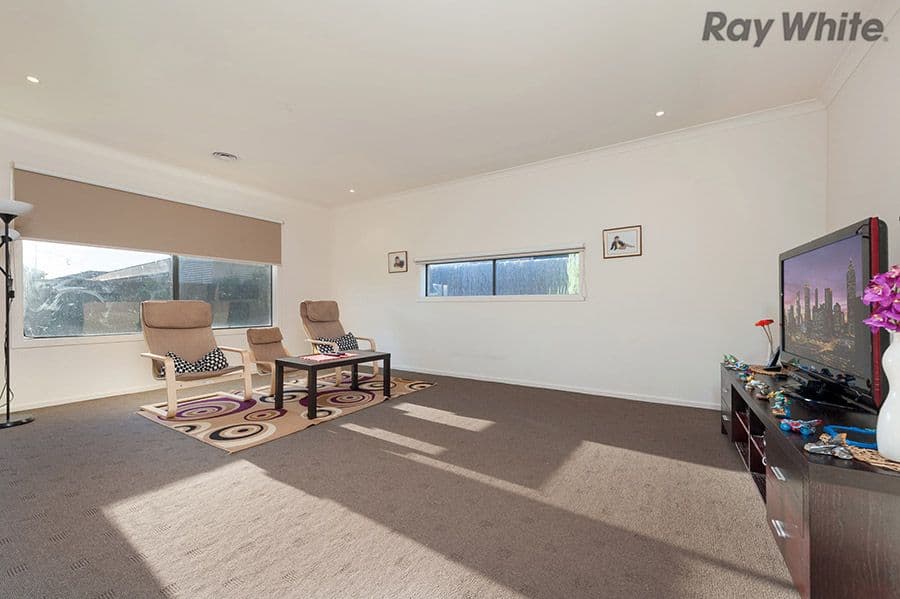 4 Nauru Court, Taylors Hill VIC 3037, Taylors Hill - Thumbnail 5