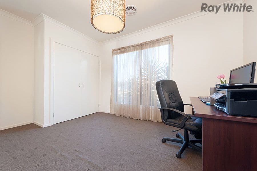 4 Nauru Court, Taylors Hill VIC 3037, Taylors Hill - Thumbnail 7