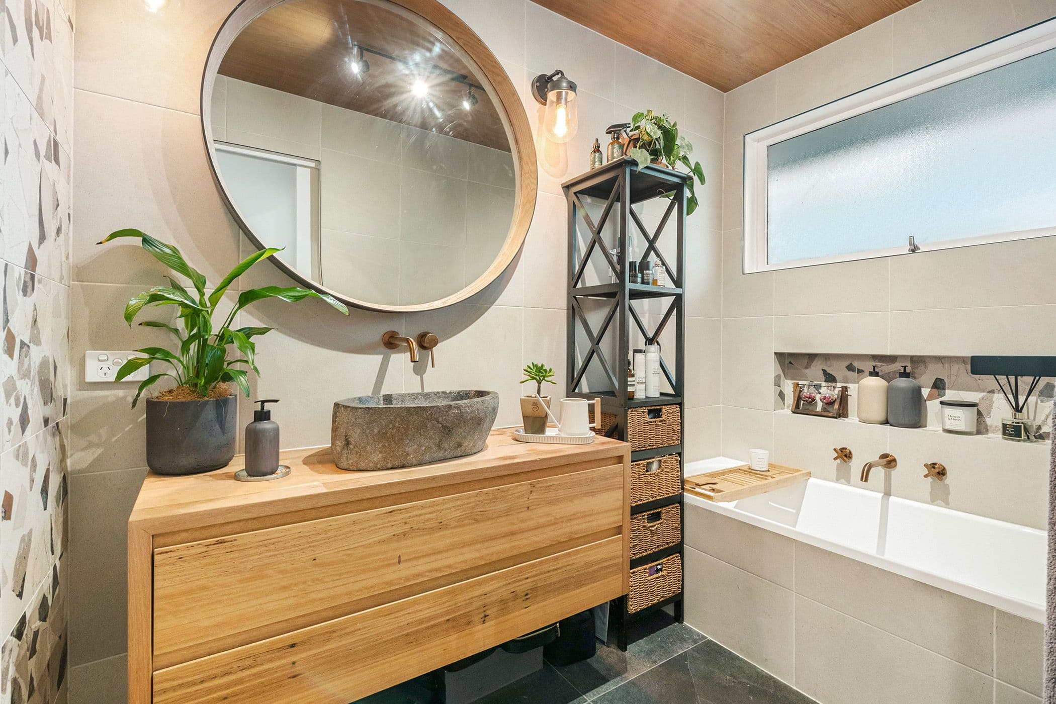 27 Pryor Street, Eltham VIC 3095, Eltham - Thumbnail 3