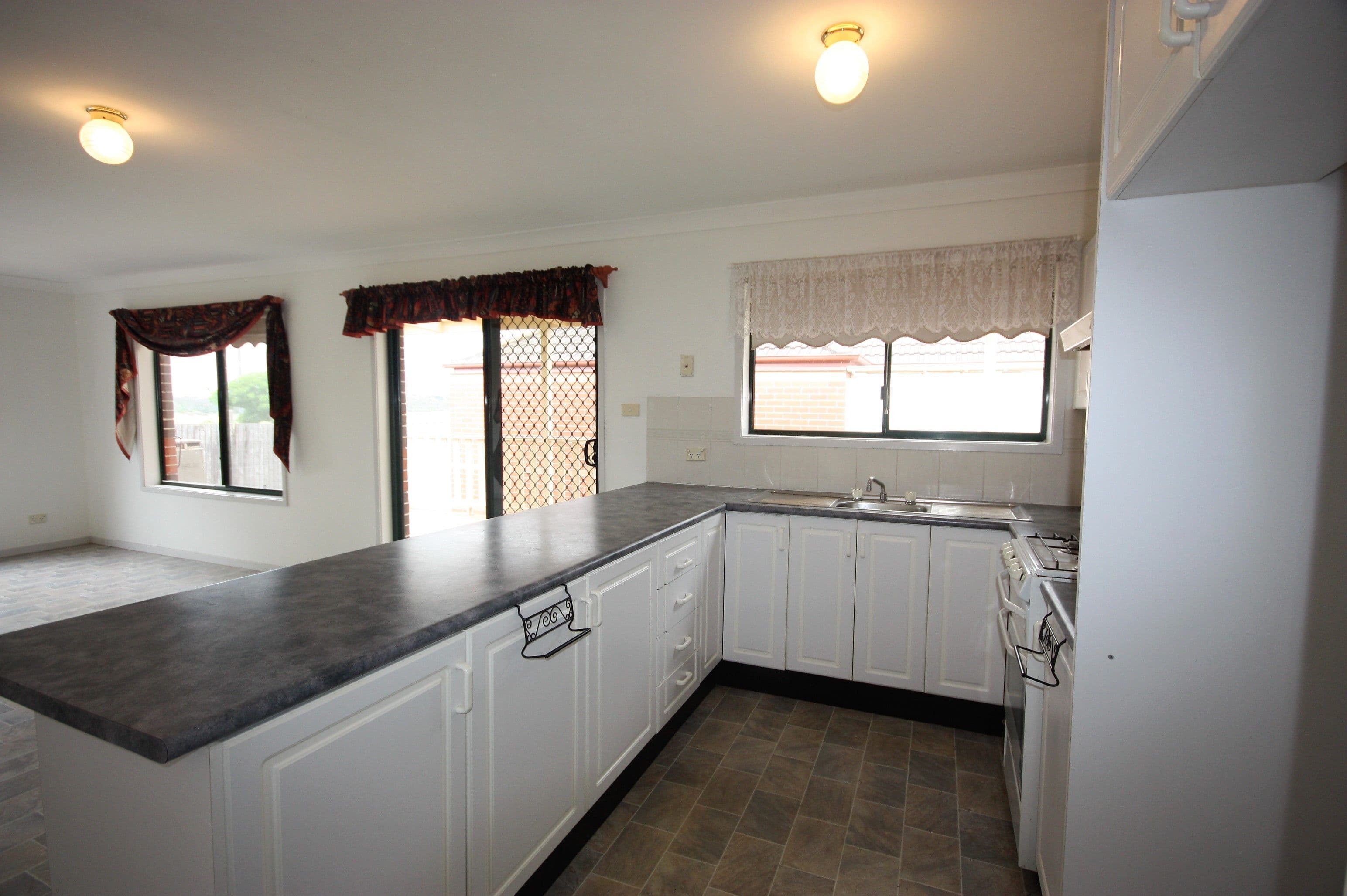 20 Links Way, Narellan - Thumbnail 7