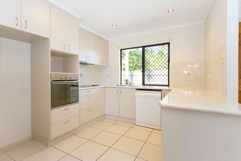 24 Eva Parade, Glenella QLD 4740, Glenella - Thumbnail 2