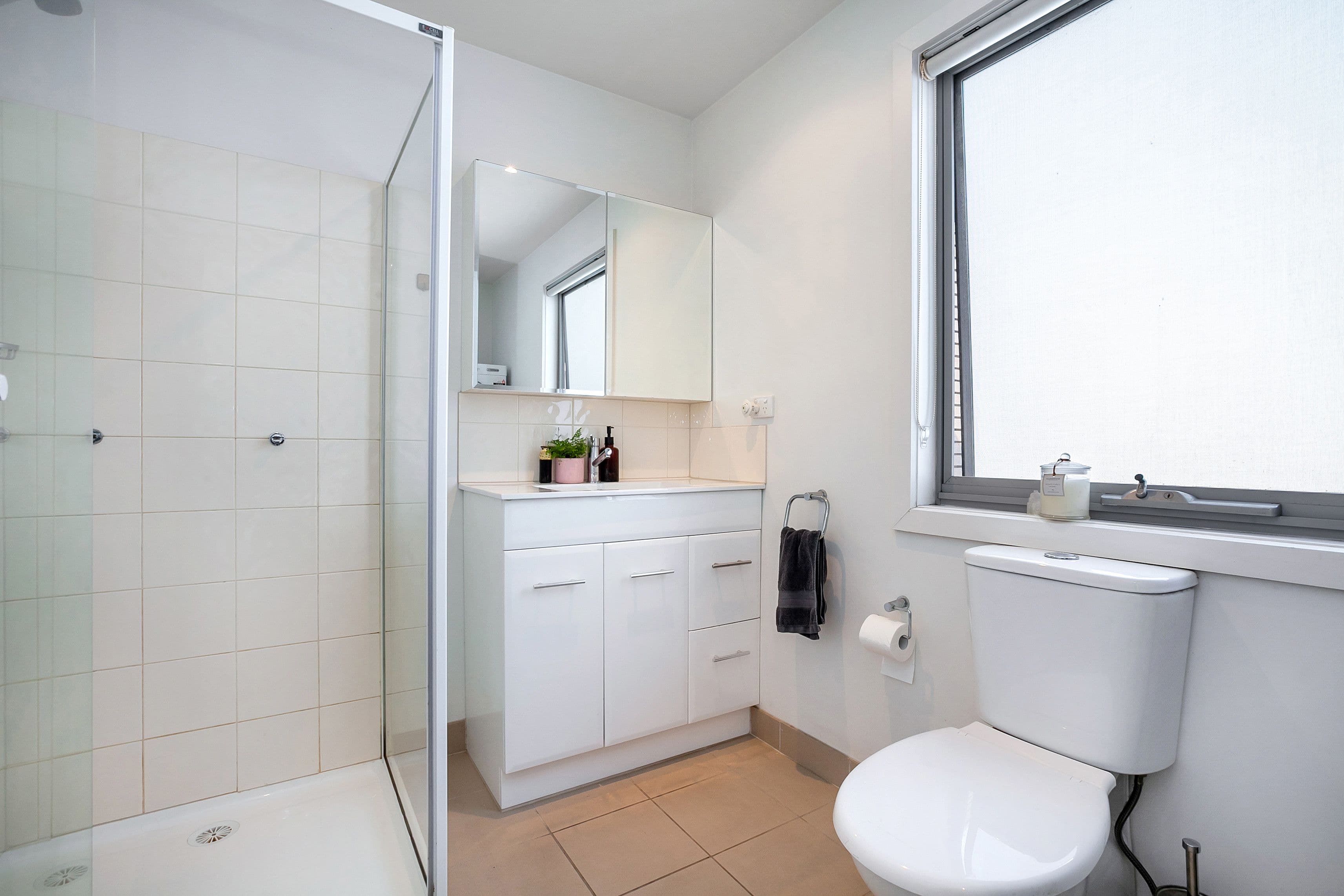 6 Poinsettia Court, Bundoora VIC 3083, Bundoora - Thumbnail 4