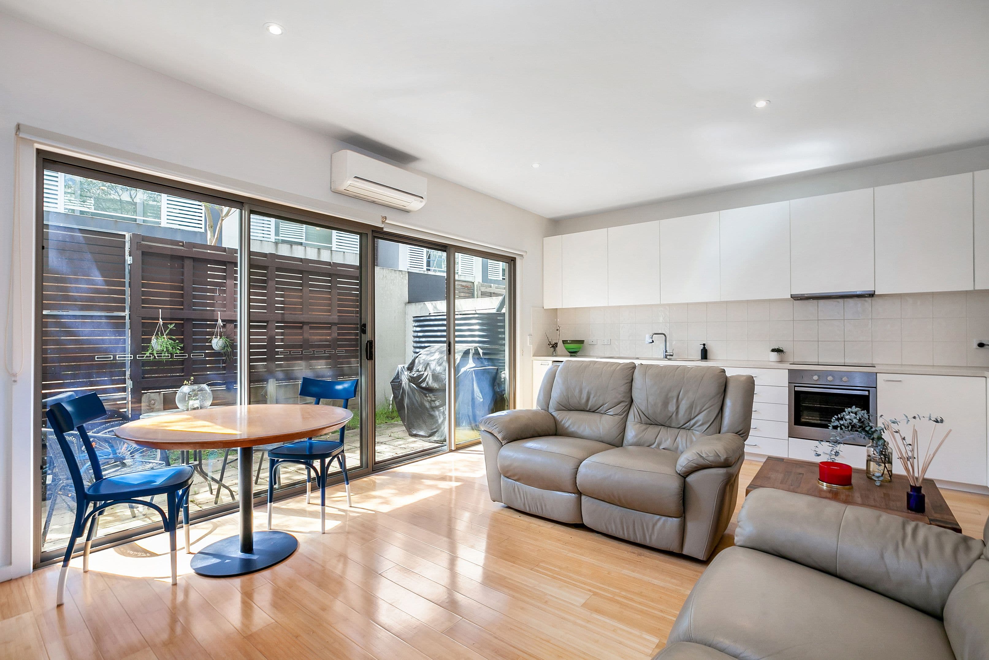 6 Poinsettia Court, Bundoora VIC 3083, Bundoora - Thumbnail 5