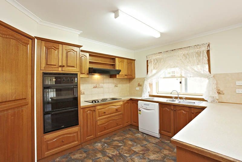117 Church Street, WHITTLESEA VIC 3757, Whittlesea - Thumbnail 2