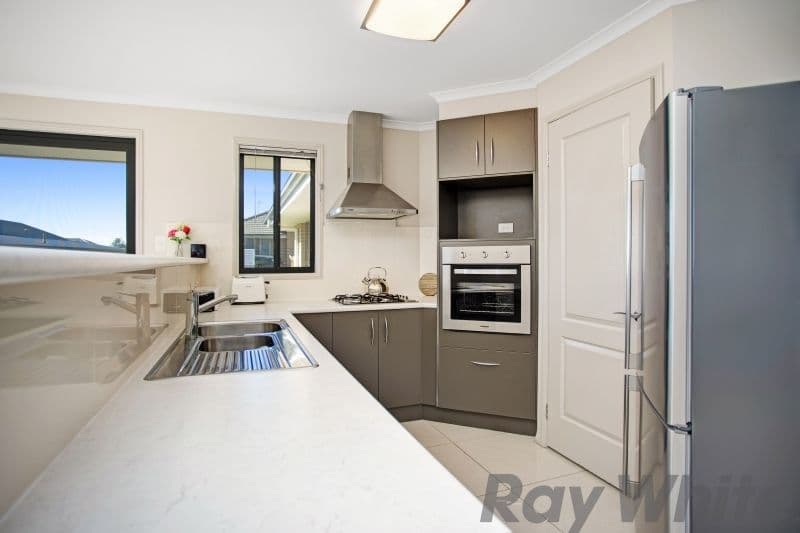 53 Laurie Drive, Raworth - Thumbnail 4