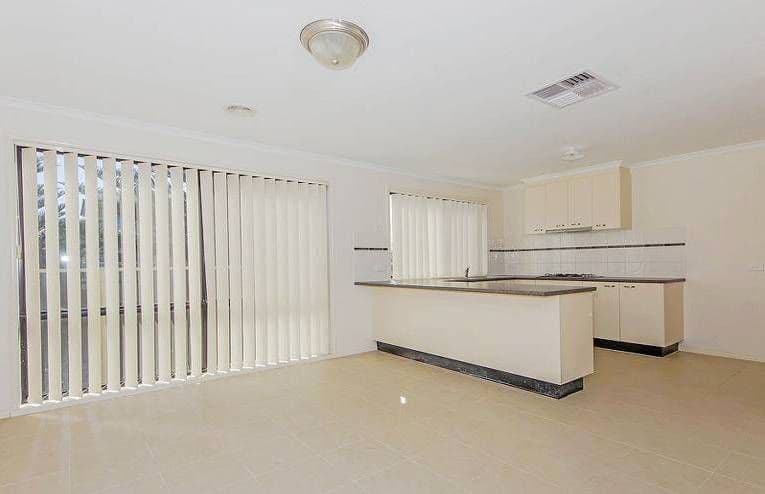 35 Dunkirk Drive, Point Cook VIC 3030, Point Cook - Thumbnail 5