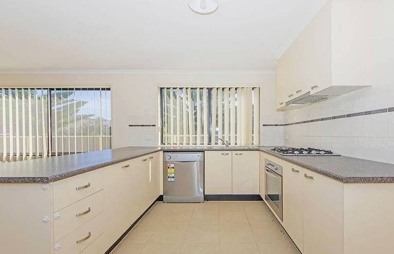 35 Dunkirk Drive, Point Cook VIC 3030, Point Cook - Thumbnail 6