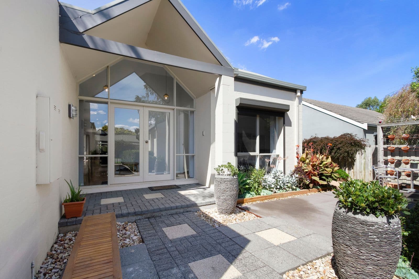 2 Atherley Close, Traralgon VIC 3844, Traralgon - Thumbnail 2