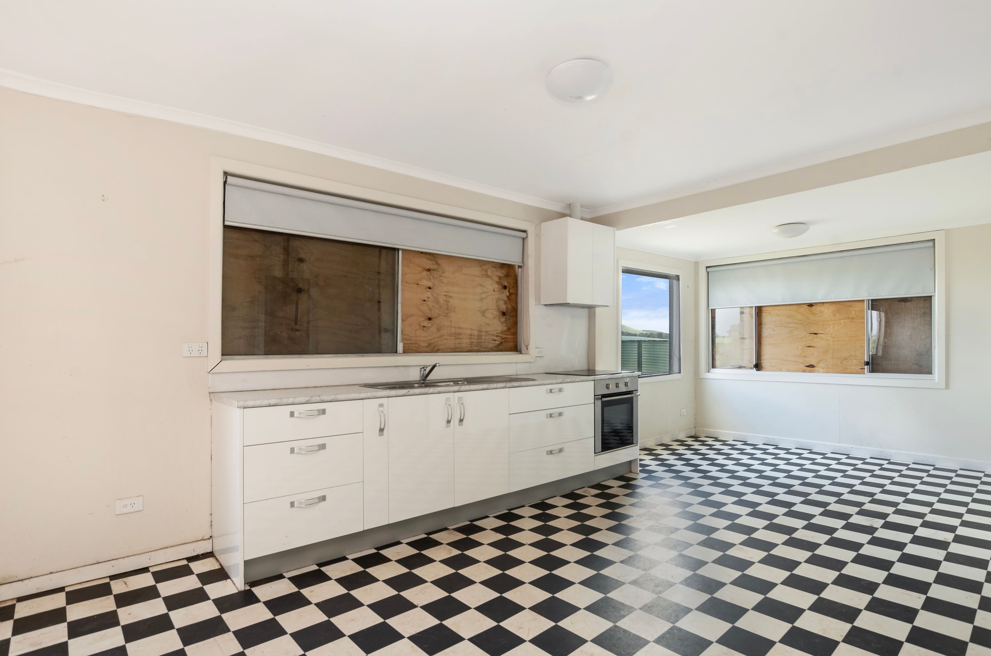 131 Purcells Lane, Mortlake VIC 3272, Mortlake - Thumbnail 7