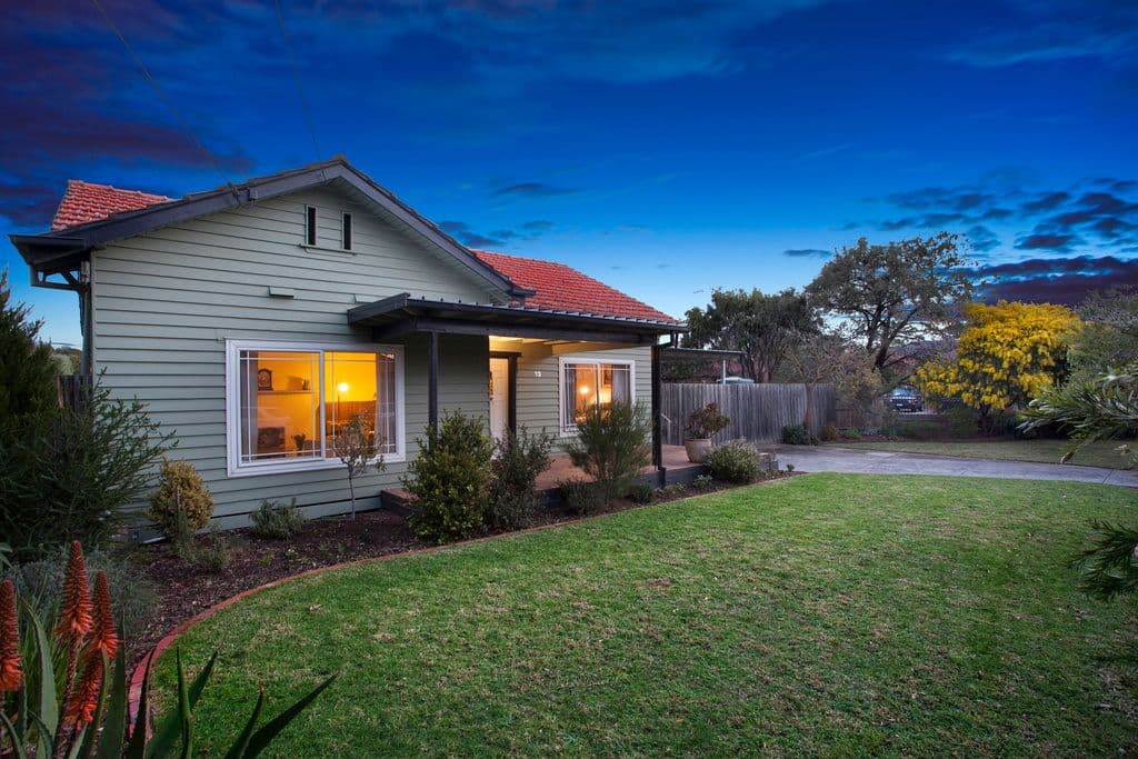 13 Stewart Street, Murrumbeena VIC 3163, Murrumbeena - Thumbnail 2