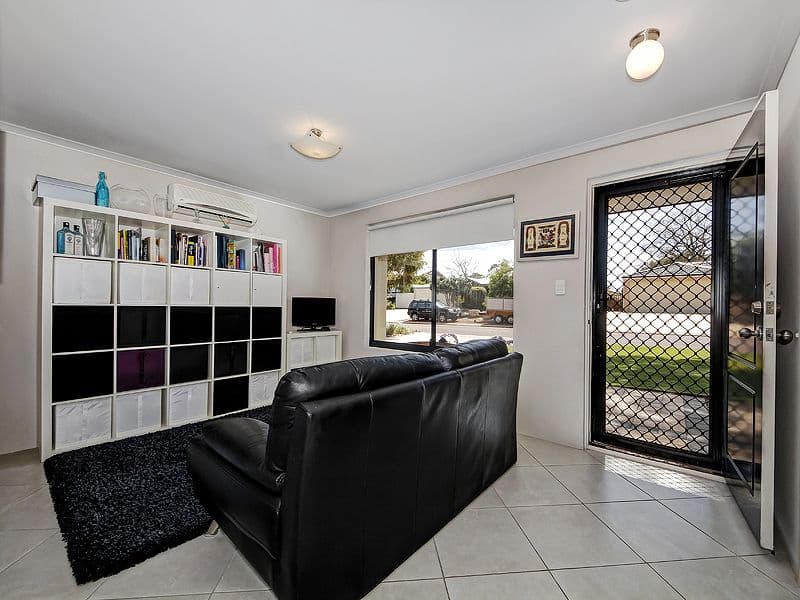 4 Hazlett Lane, DAWESVILLE WA 6211, Dawesville - Thumbnail 5