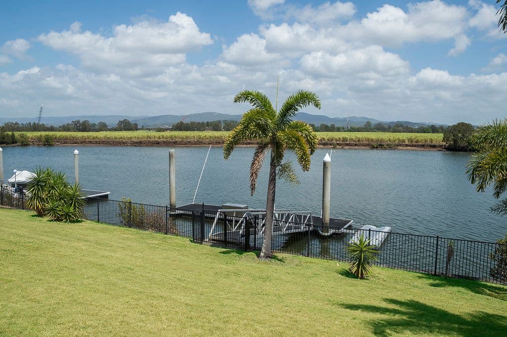 3122 Riverleigh Drive, Hope Island QLD 4212, Hope Island - Thumbnail 2
