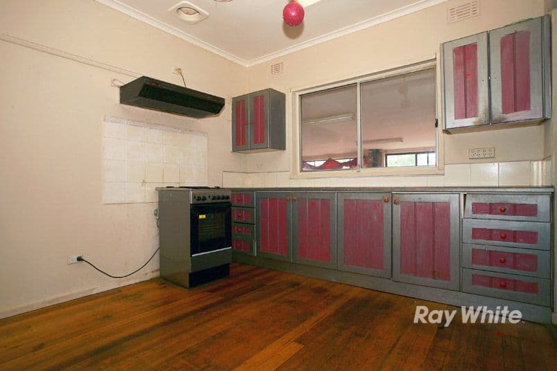 15 Shrives Road, NARRE WARREN VIC 3805, Narre Warren - Thumbnail 5